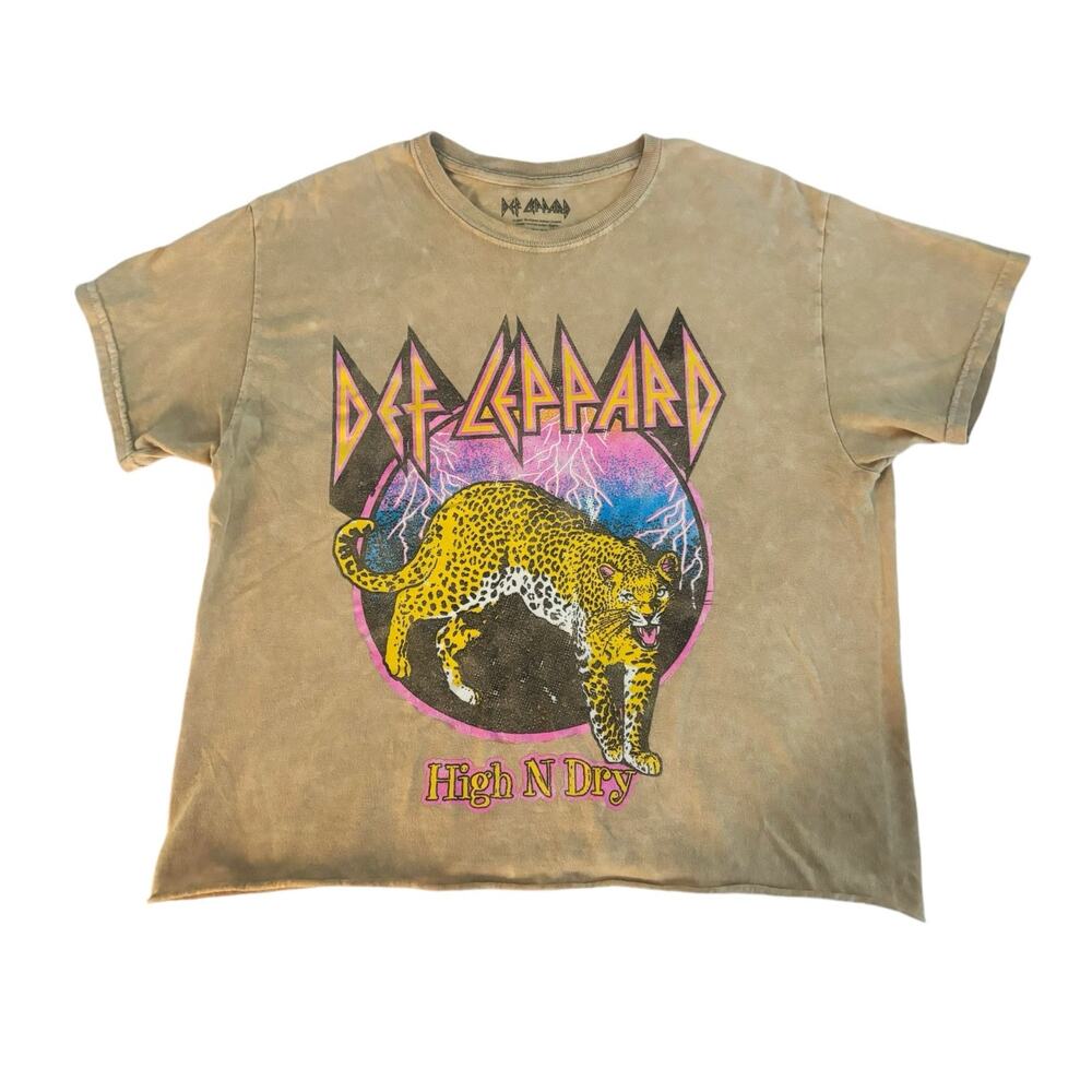 Def Leppard Beige Cropped T-Shirt Womens Size M